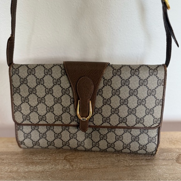 Gucci Handbags - Gucci Ophidia GG Supreme Leather Bag
